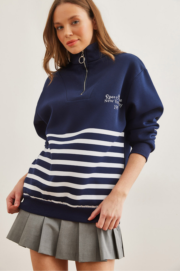 Women's Navy Blue Zippered Striped Embroidered Sweatshirt Swt-19000711