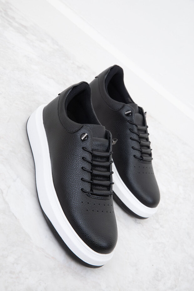 Schwarzer Herren-Sneaker 20139 - 4
