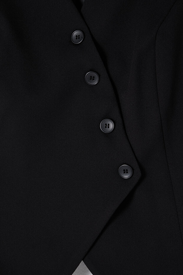 سترة سوداء عادية غير متناظرة مقاس كبير منسوجة TBBSS25BH00000 - 9