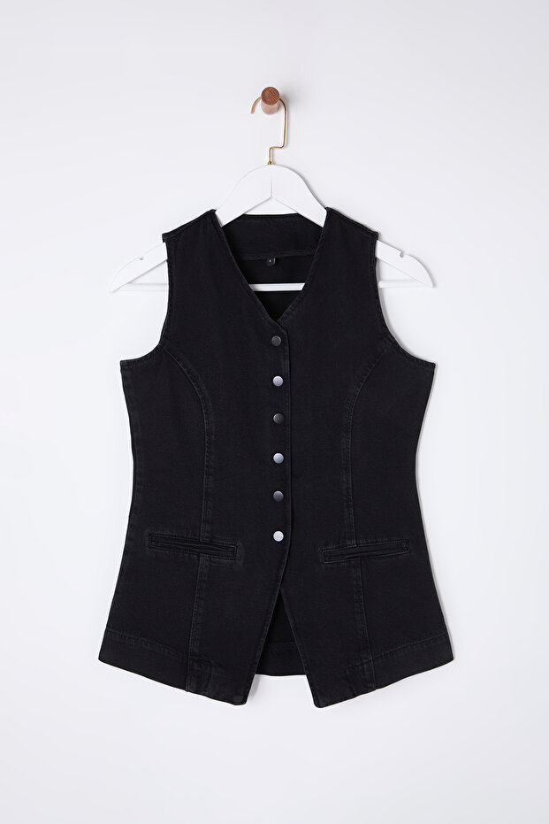 Siyah Dikiş Detaylı Arkası Kemer Tokalı Fitted/Vücuda Oturan Denim Yelek TWOSS25YE00022 - 6