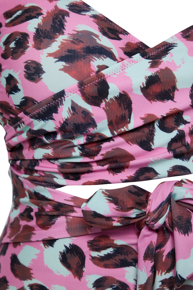 Többszínű mély V kivágott részletes leopárdmintás nagy méretű fürdőruha TBBSS25AM00011 - 7