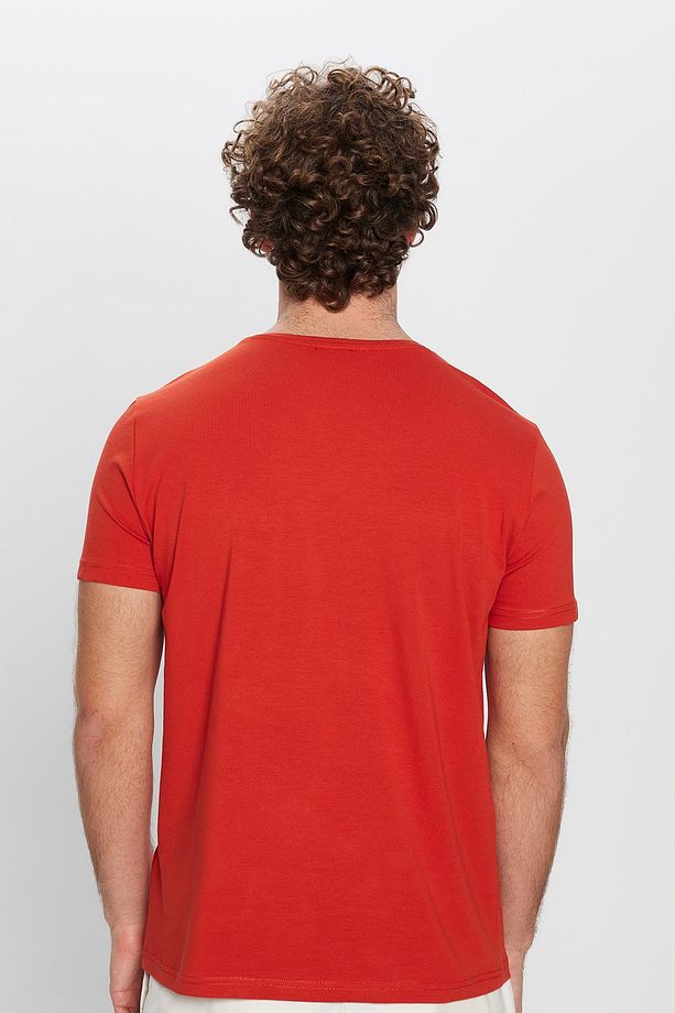 Erkek Slim Fit Dar Kesim Pamuklu Yumuşak Doku Likralı Esnek Kumaş Basic Kiremit Bisiklet Yaka Tişört - 5