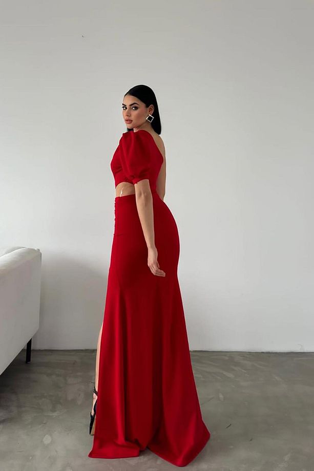 Kırmızı İthal Krep Kumaş Bel Dekolteli Tek Kol Yırtmaçlı Elbise - 3