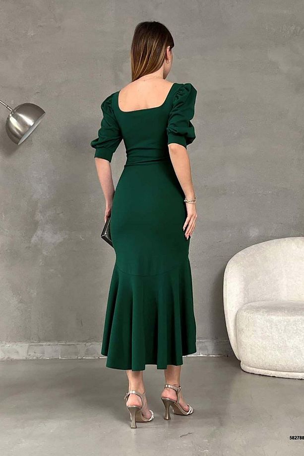Zümrüt Yeşili Krep Kumaş Kare Yaka Balon Kol Balık Model Midi Boy Elbise - 3