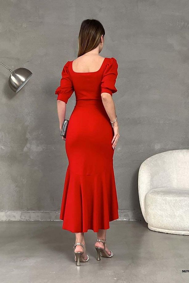 Kırmızı Krep Kumaş Kare Yaka Balon Kol Balık Model Midi Boy Elbise - 3