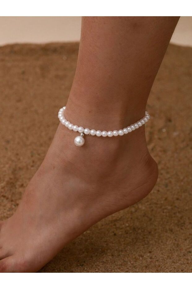Pearl Anhal, Pearl Beads Foot Suit