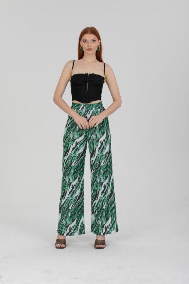 بنطال رقمي بنمط اللهب - 1