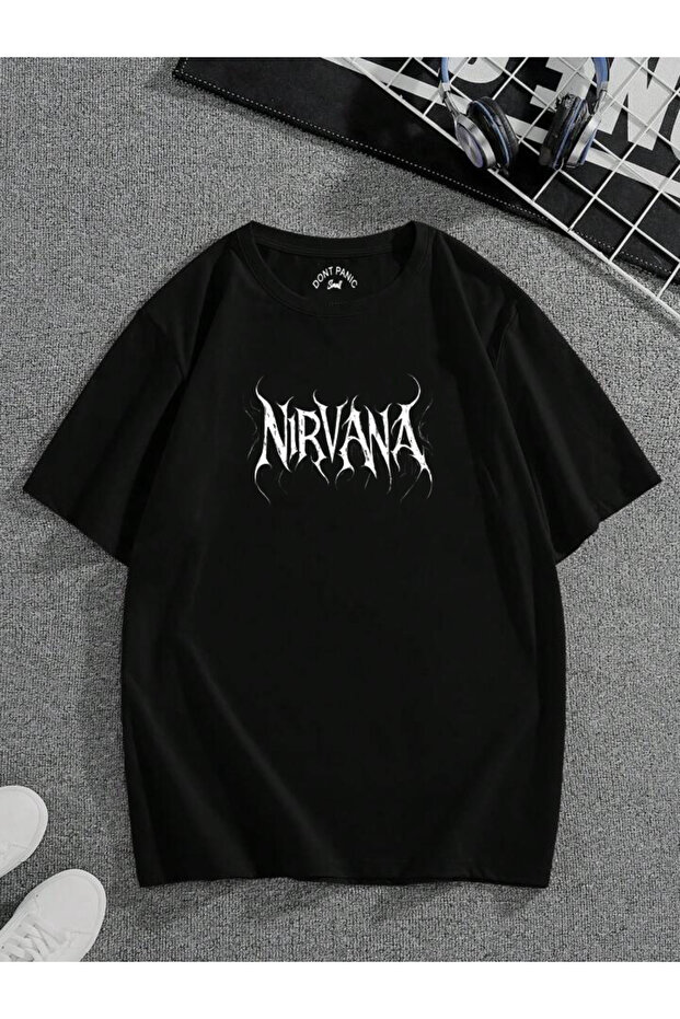 تي شيرت أسود كبير الحجم للجنسين من NIRVANA