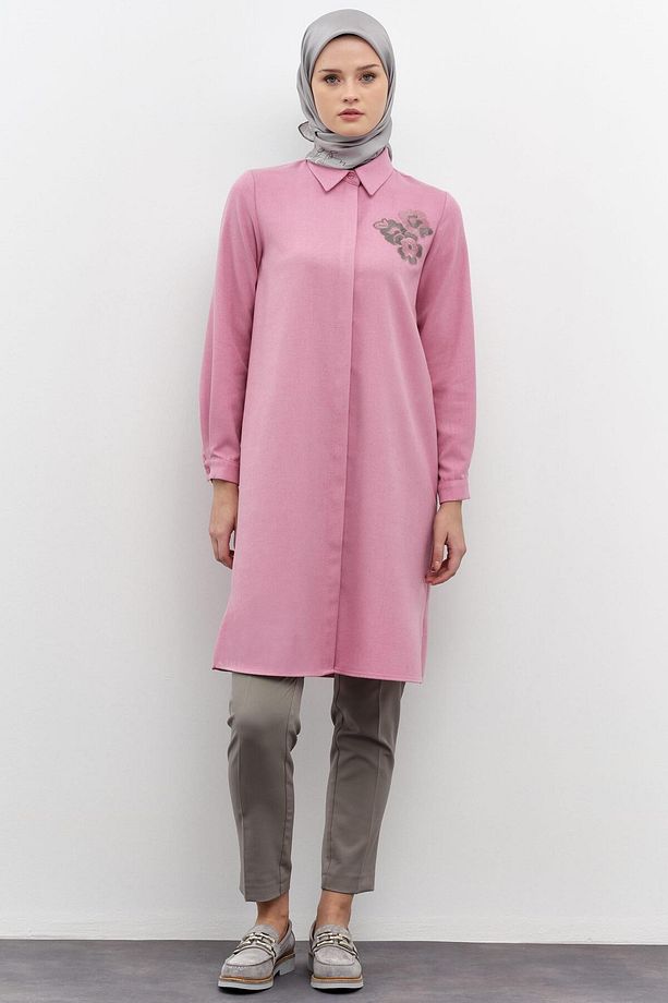 Aplike Nakışlı Yırtmaçlı Tunik - Pembe - 3