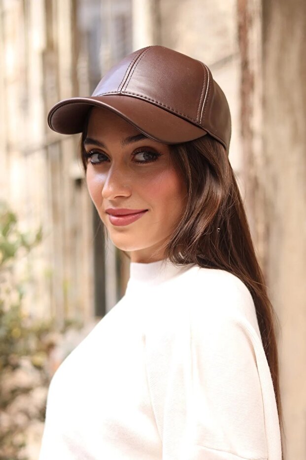 قبعة قبعة من الجلد الطبيعي