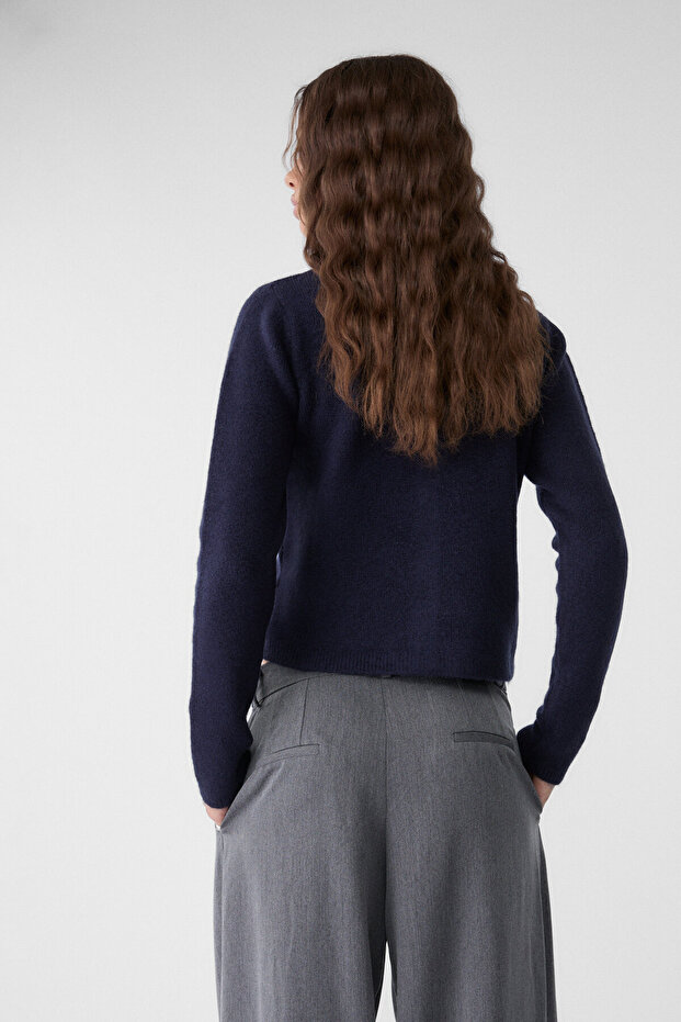 Düğmeli triko hırka - 3