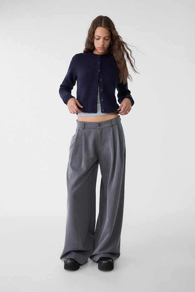 Düğmeli triko hırka - 2