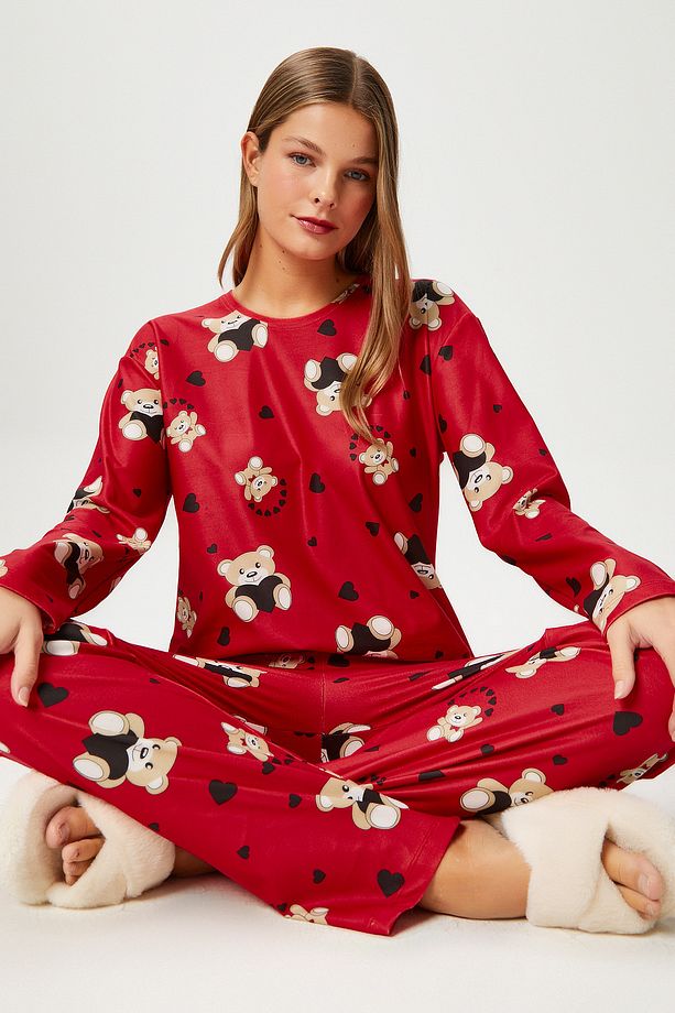Kadın Ely Premium Bisiklet Yaka Kırmızı Ayıcık Süet Doku Yılbaşı Pijama Takımı - 3