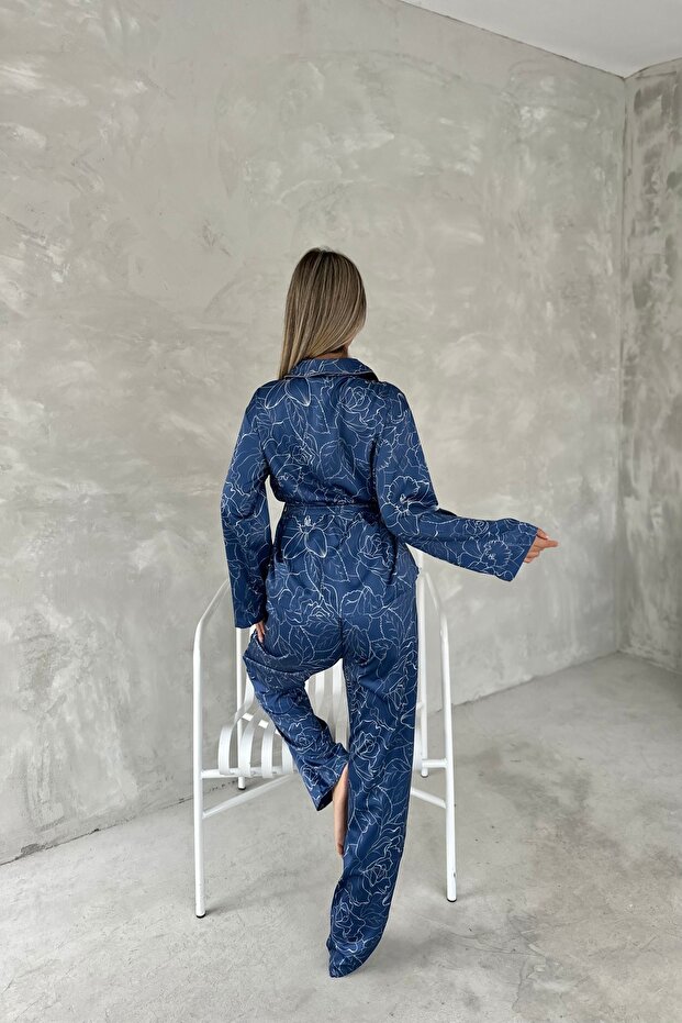 Bağlama Detaylı Lacivert Saten Takım - 4