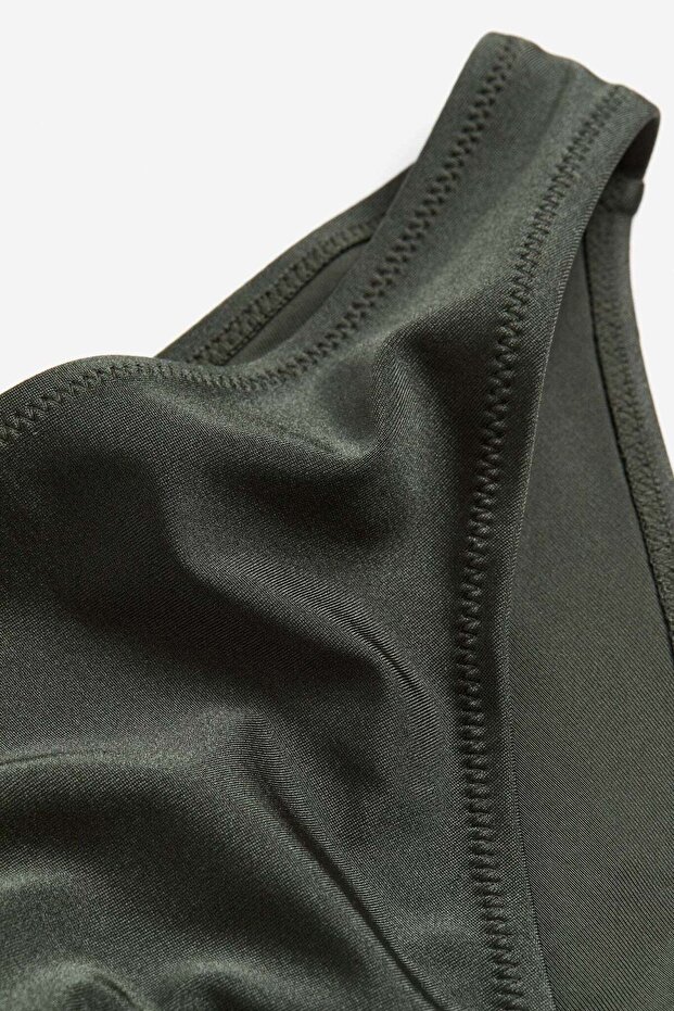 قمصان البكيني - 2