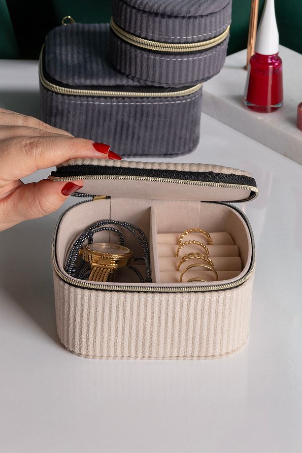 Kare Çift Bölmeli Ekru Fitilli Kadife Mücevher, Organizer, Takı Kutusu 11,5 X 9,5 X 6 Cm - 7