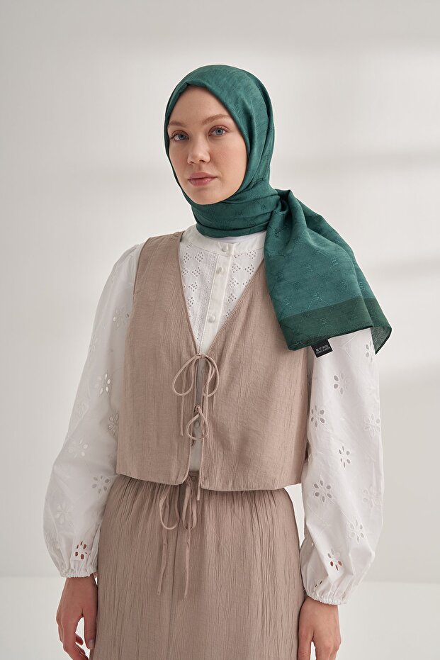 شال سلسلة مونوجرام - زمرد - 1