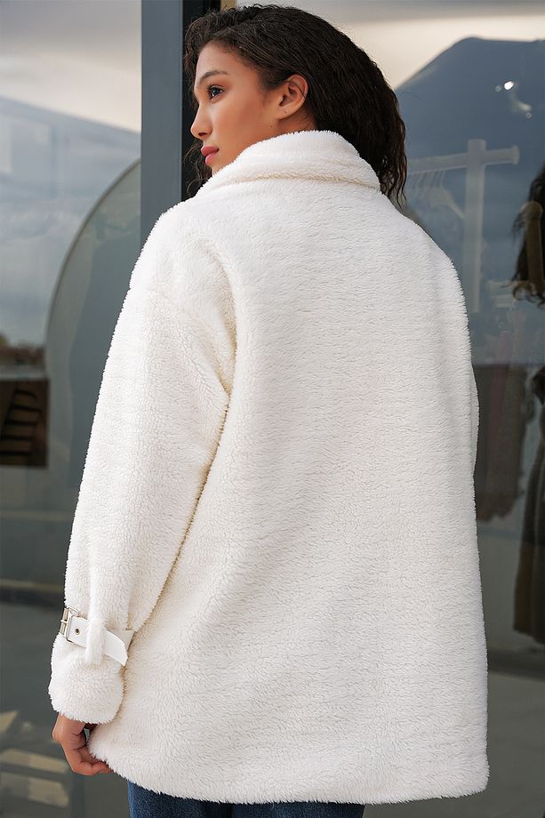 5206 Kadın Oversize Peluş Mont - Ekru - 7
