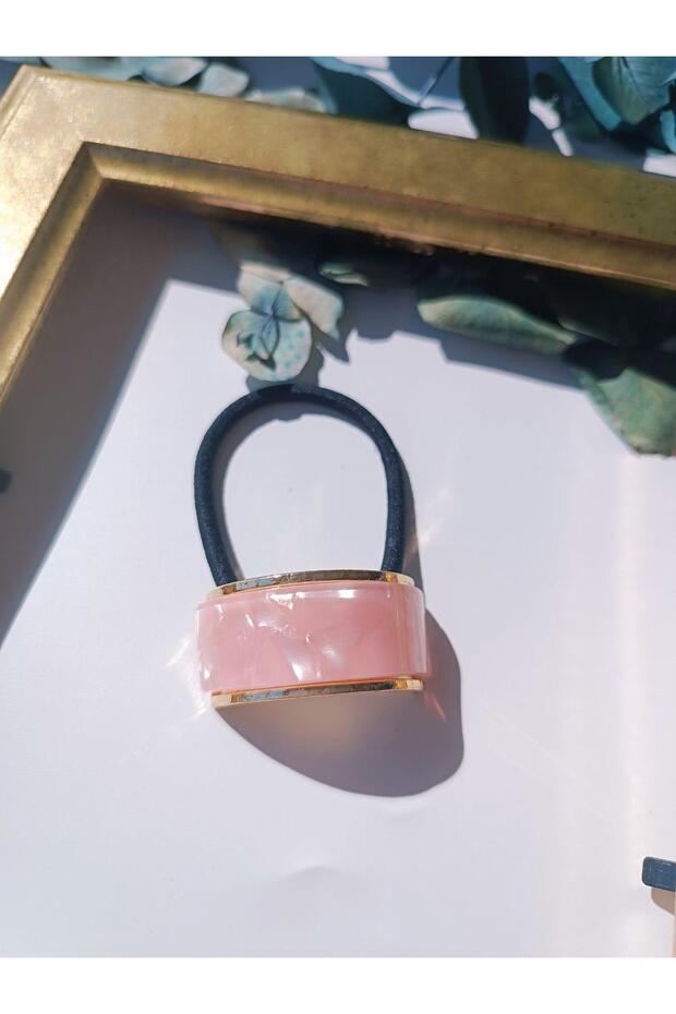 Color option metal detailed rubber buckle