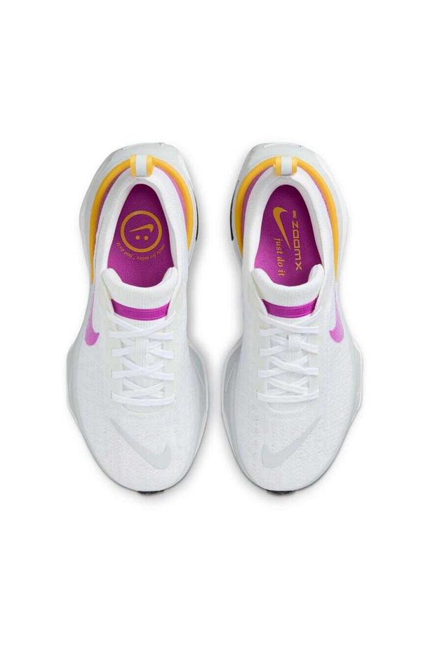 Zoomx Invincible Run Flyknit 3 Kadın Koşu Ayakkabısı - 6