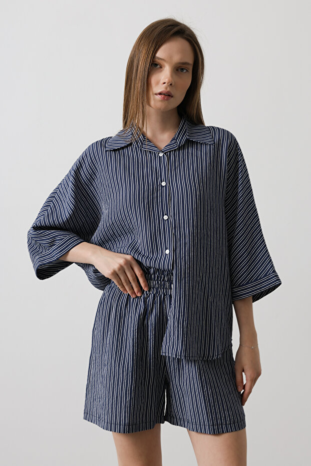 Lacivert Beli Lastikli Çizgili Mini Şort & Bermuda TWOSS25SR00038 - 3
