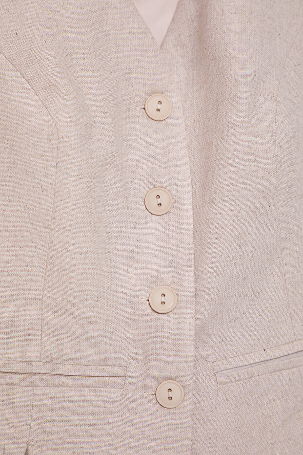 Bej Fitted Keten Görünümlü V Yaka Crop Yelek TWOSS25YE00028 - 7
