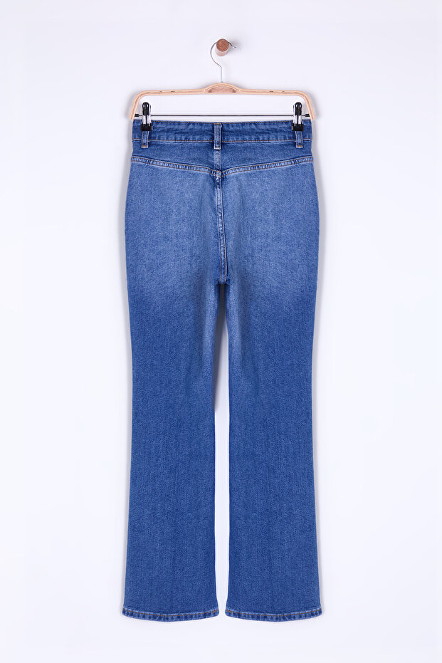 Mavi Ütü İzli Cep Detaylı Normal Bel Comfort/Esnek Crop Flare Jeans TWOSS25JE00031 - 8