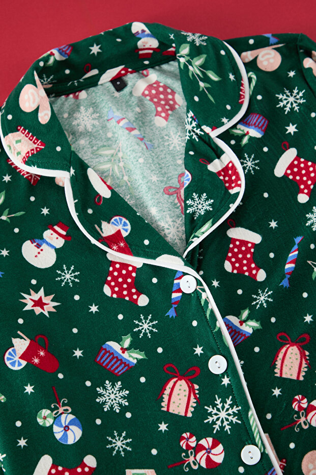 Yeşil Yumuşak Hissiyatlı Yılbaşı Temalı Örme Pijama Takımı THMAW24PT00051 - 3