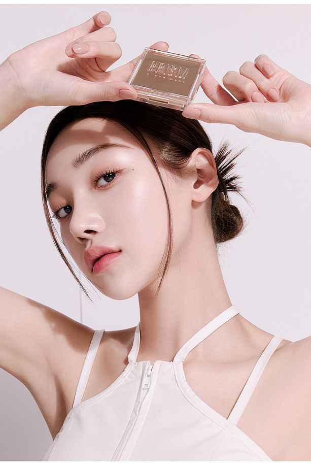 Mikro Inci Tanecikleriyle Yoğun Işıltı Sağlayan Highlighter Prism Highlighter 01 Gold Sheer - 9