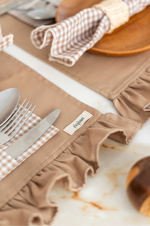 2-Piece 100% Dak Linen Ruffle Detailed American Service/Supla Set Brown