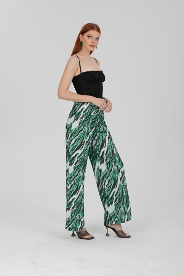 بنطال رقمي بنمط اللهب - 2