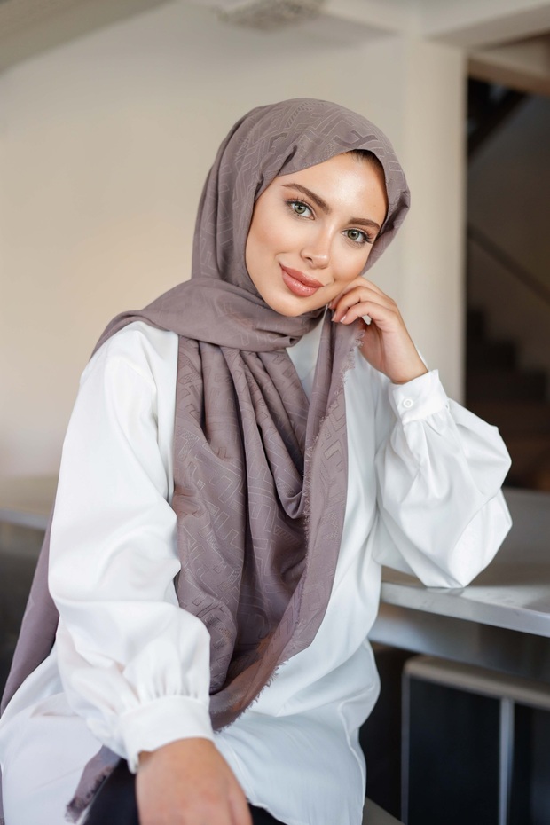 F Pattern Shawl Ash - 5