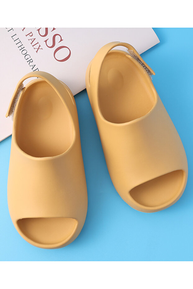 صندل كلاسيكي بحزام خلفي - أصفر - 5