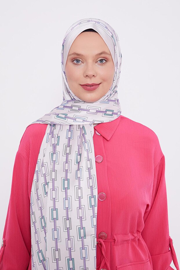 Cream Square Chain Pattern Angel Shawl
