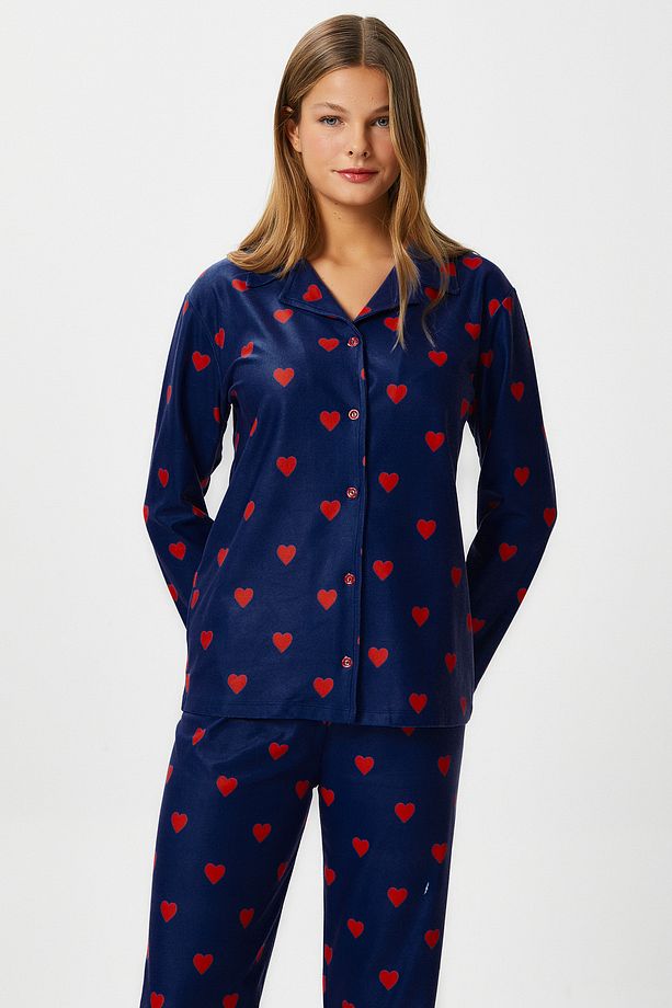 Kadın Nora Premium Lacivert Kalp Desen Süet Doku Düğmeli Yılbaşı Pijama Takımı - 2