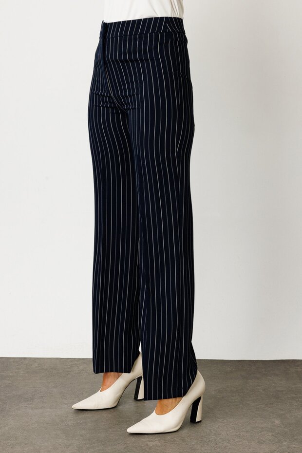 بنطلون مخطط - 3