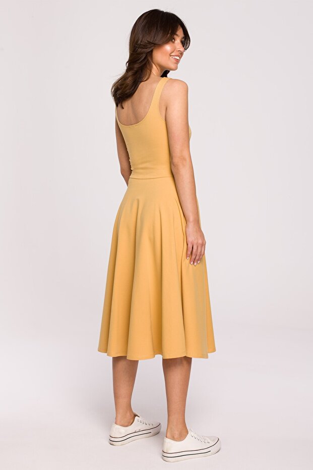 Flared dress with thin straps - 2