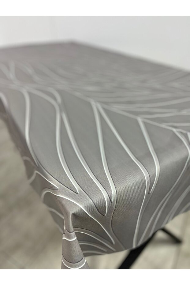 Patterned Dartless Tablecloth - 2