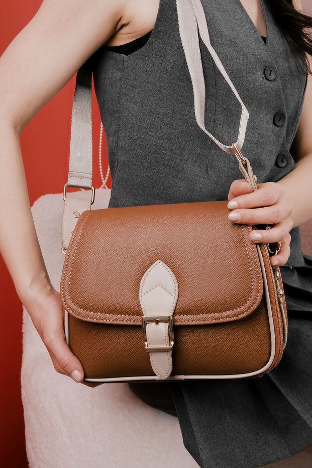 Women's crossbody bag with belt detail - taba