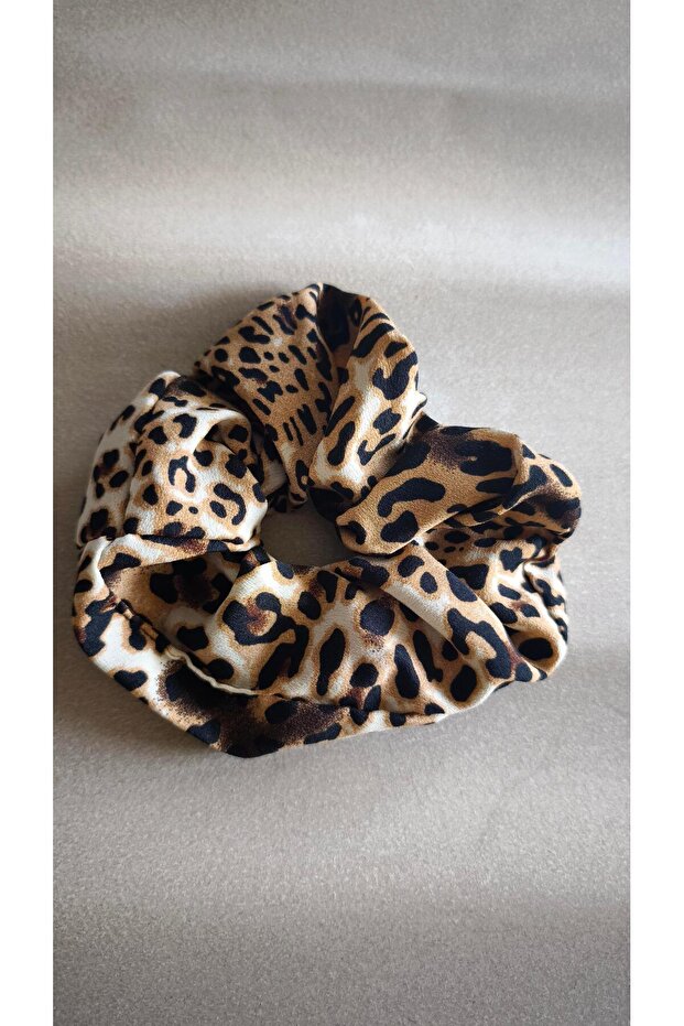 مشبك مطاطي كبير بنمط الفهد - 1