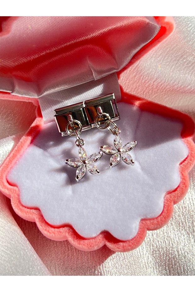 Flower Model Nomination Charm (Single) - 2