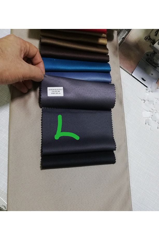SIK PİLELİ FÜME BLACKOUT KARARTMA KUMAŞTAN FON PERDE 1X3 COLOR24 TEK KANAT - 6