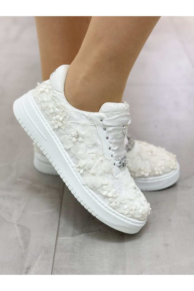 Wedding Dress Shoes White Flat Sole Stylish Comfortable Light Sole Special Design