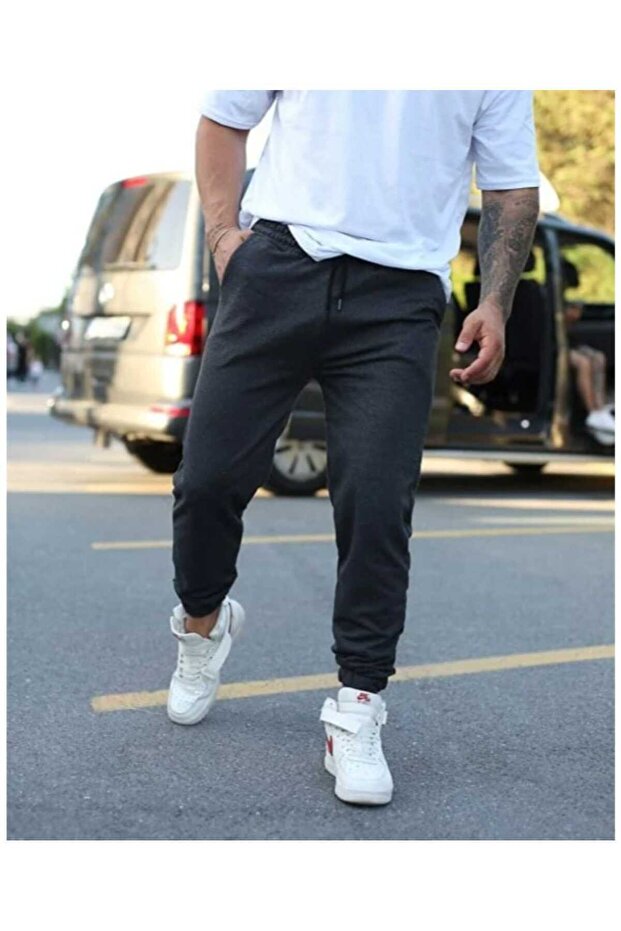Black Jogger Loose Fit Stretchy Comfortable Fabric Sweatpants