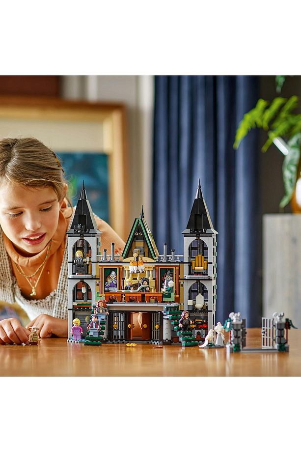 ® Harry Potter™ Malfoy Malikanesi 76453 - 10+ Koleksiyonluk Oyuncak Yapım Seti (1601 Pr) - 11