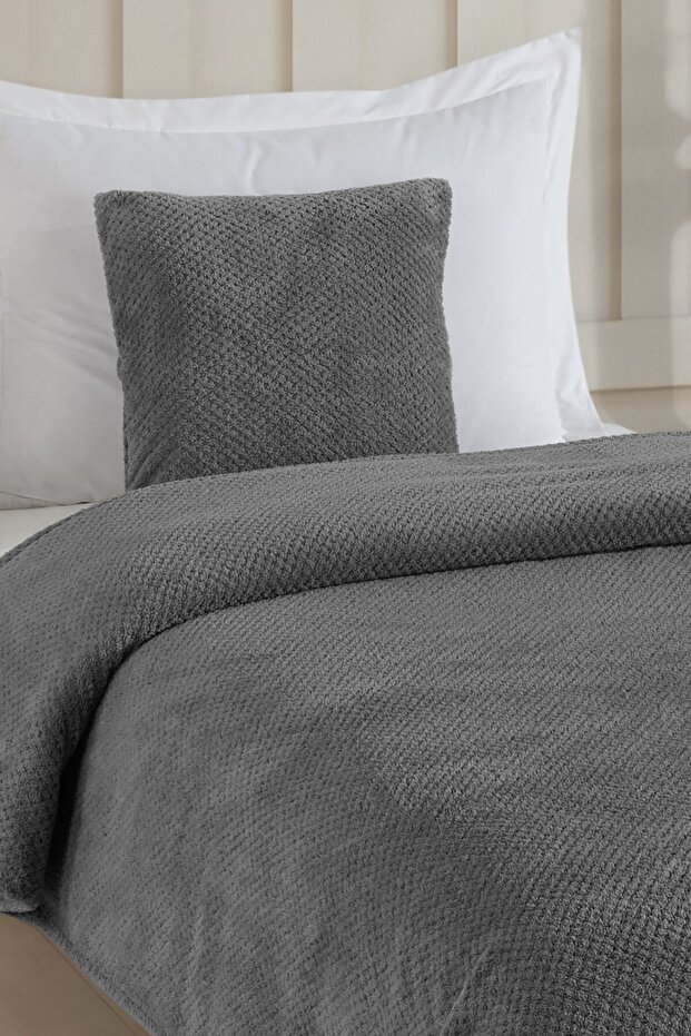 Wellsoft Tek Kişilik Yatak Örtüsü Ve Battaniyesi. 150 X 220 1 Adet Kırlent Kılıfı Antrasit - 3