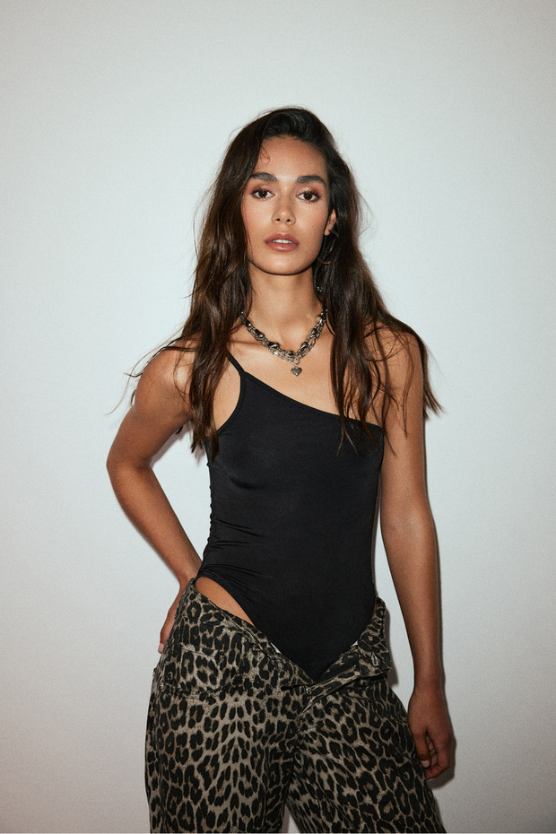 Thin Straps One Shoulder Body Suit - 2