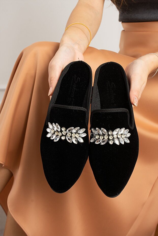 Luiz Black Leaf Stone Embroidered Closed-Front Elegant House Slippers