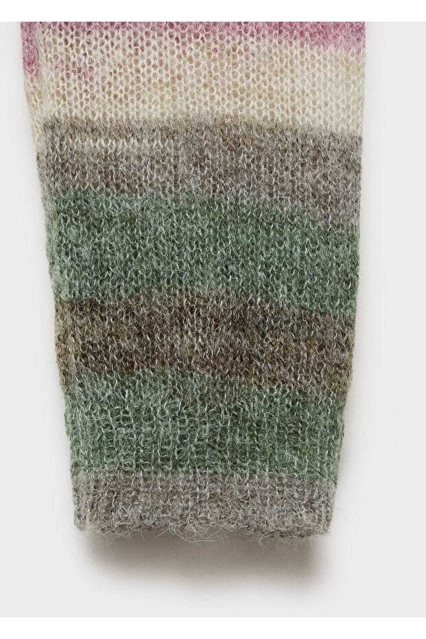 Gestreifter Pullover mit Stehkragen - 6