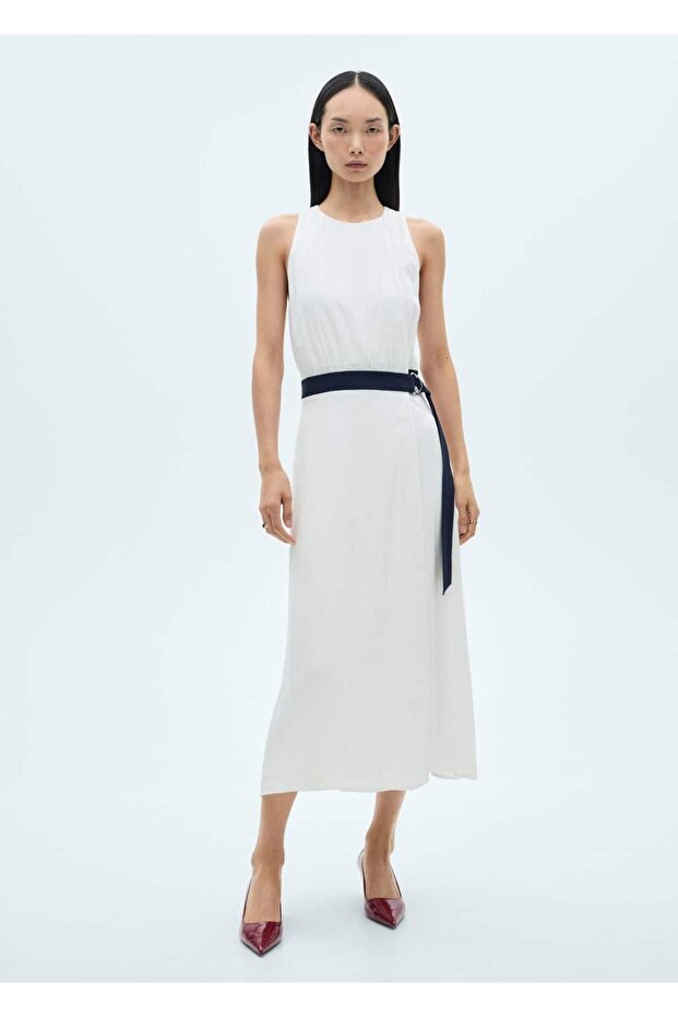 Kontrast kemerli elbise - 2